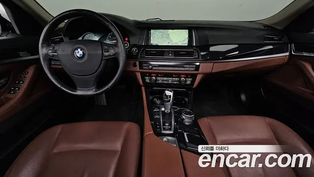 BMW 5 серии 2016 thumb 3