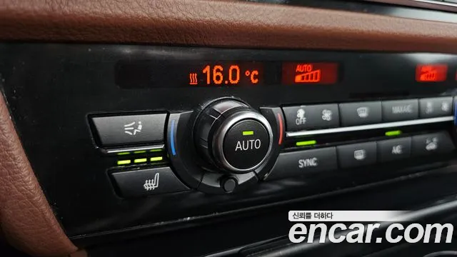 BMW 5 серии 2016 thumb 2
