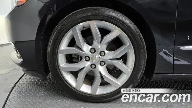 Chevrolet Impala 2017 thumb 4