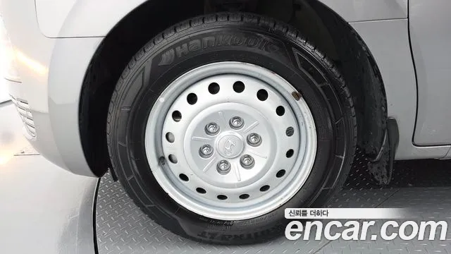 Hyundai Staria 2022 thumb 11