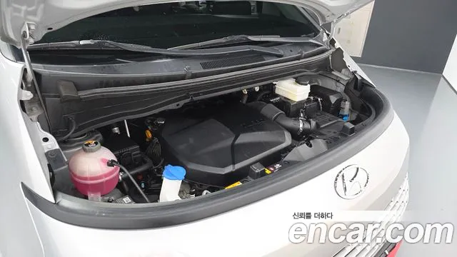 Hyundai Staria 2022 thumb 5