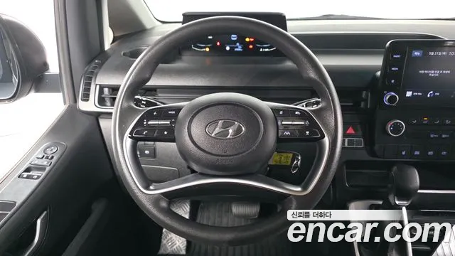 Hyundai Staria 2022 thumb 8