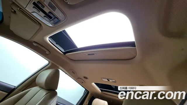 Kia Carnival 2016 thumb 4