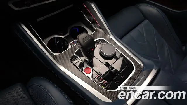 BMW XM 2023 thumb 4