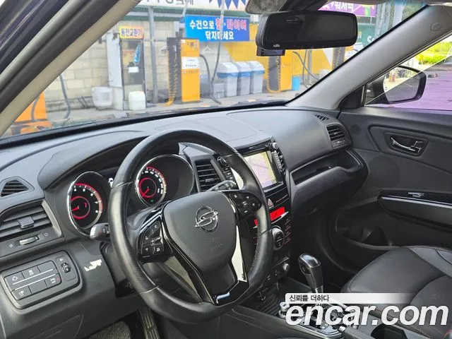 KGM Tivoli Air 2018 thumb 5