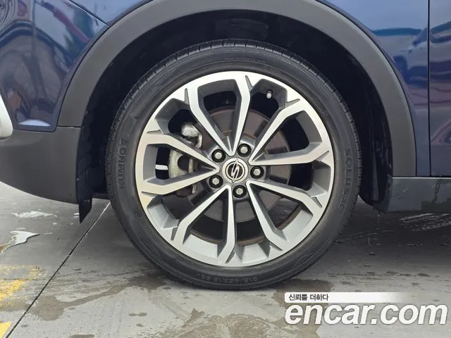 KGM Tivoli Air 2018 thumb 11