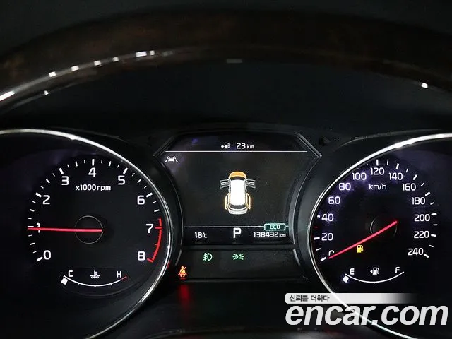 Kia Carnival 2019 thumb 11