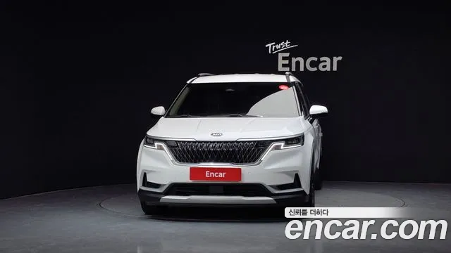Kia Carnival 2021 thumb 5