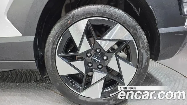 Hyundai Kona 2023 thumb 8