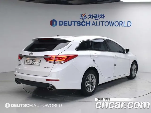 Hyundai i40 2015 thumb 8