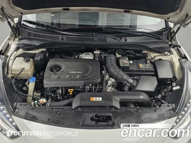 Hyundai i40 2015 thumb 9