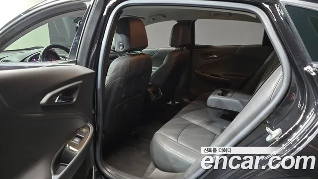 Chevrolet Malibu 2022 thumb 2