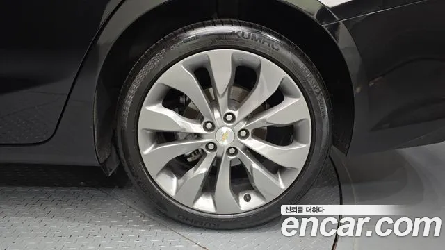 Chevrolet Malibu 2022 thumb 3