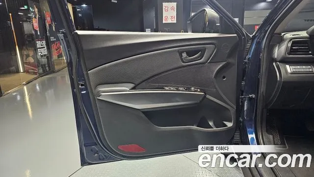 KGM Tivoli 2020 thumb 6