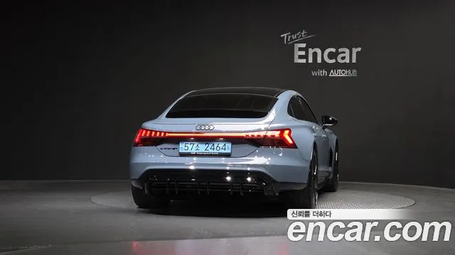Audi e-tron GT 2022 thumb 6