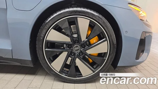 Audi e-tron GT 2022 thumb 7