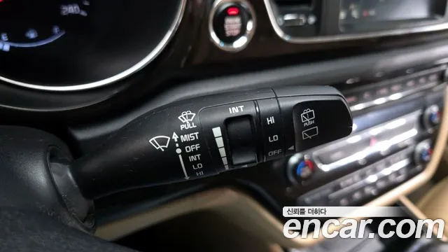Kia Carnival 2019 thumb 4