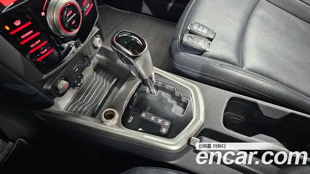 KGM Tivoli 2015 thumb 3