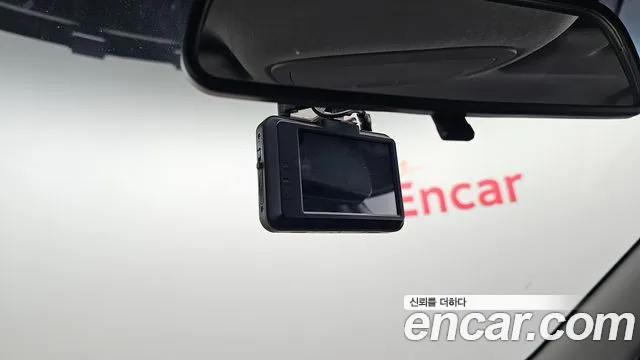 KGM Tivoli 2015 thumb 10