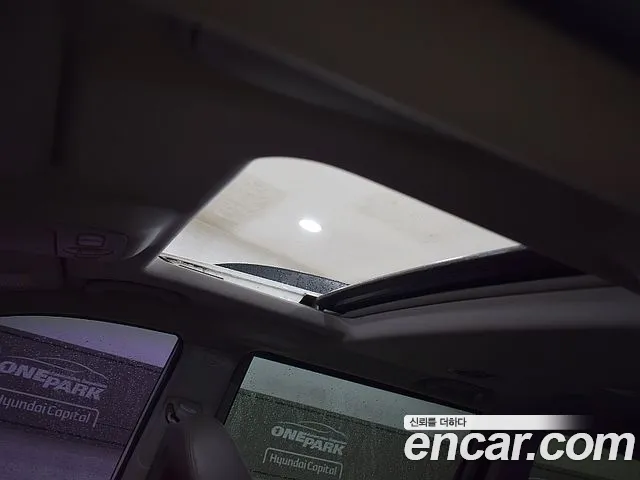 Kia Canival 2010 thumb 12