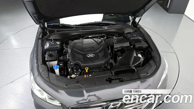 Hyundai Grandeur 2018 thumb 3