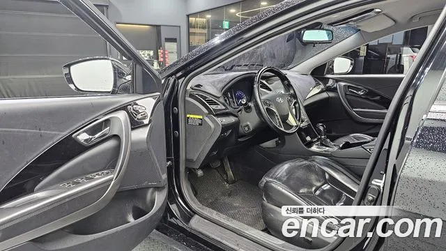 Hyundai Grandeur 2013 thumb 3