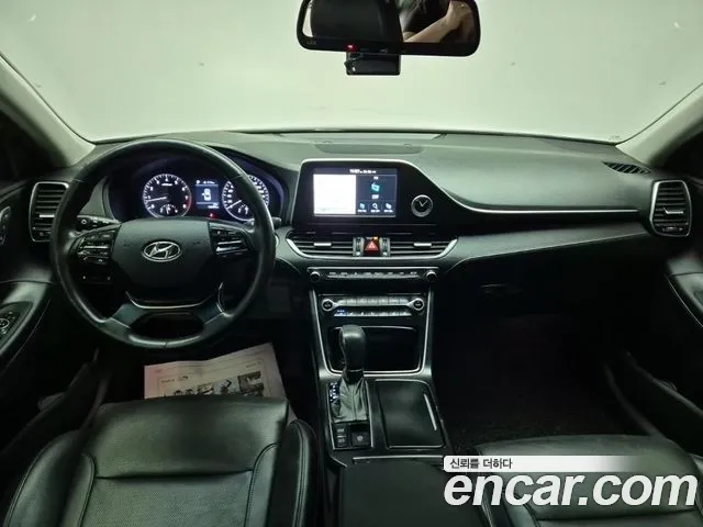 Hyundai Grandeur 2016 thumb 6