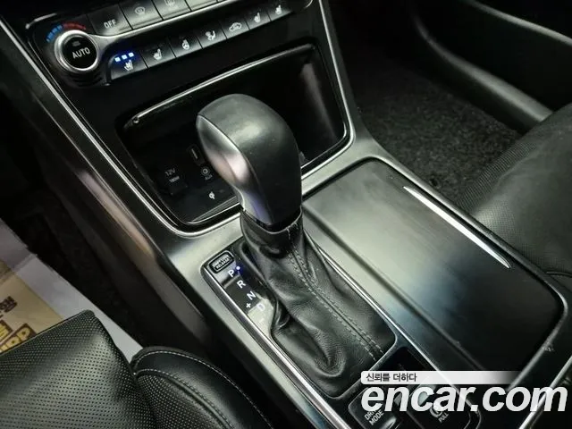 Hyundai Grandeur 2016 thumb 4