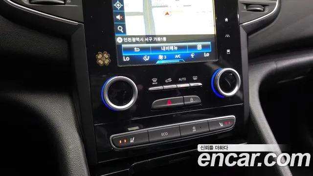 Renault SM6 2016 thumb 3
