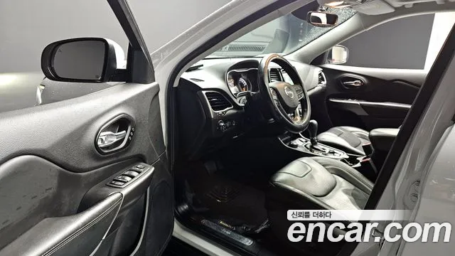 Jeep Cherokee 2020 thumb 6