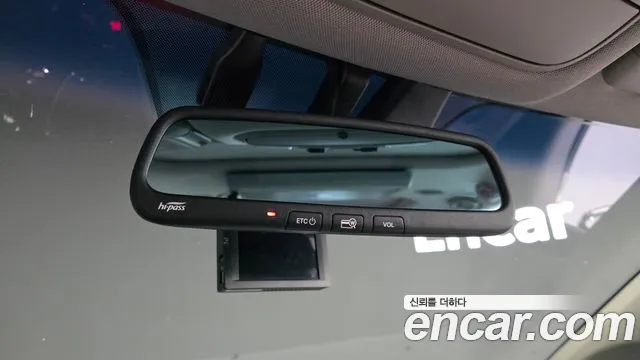 Kia Carnival 2018 thumb 8