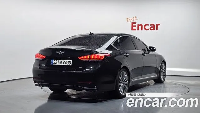 Genesis G80 2018 thumb 2