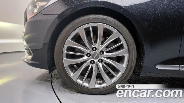 Genesis G80 2018 thumb 5