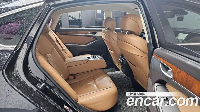 Genesis G80 2018 thumb 11