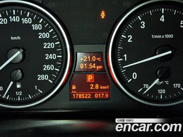 BMW 3 серии 2011 thumb 10