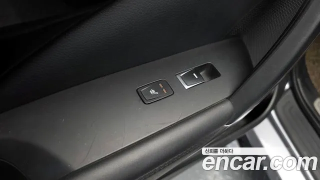 Hyundai Grandeur 2015 thumb 2