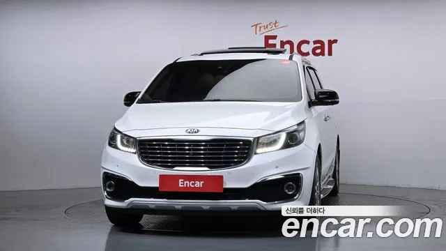 Kia Carnival 2017 thumb 11