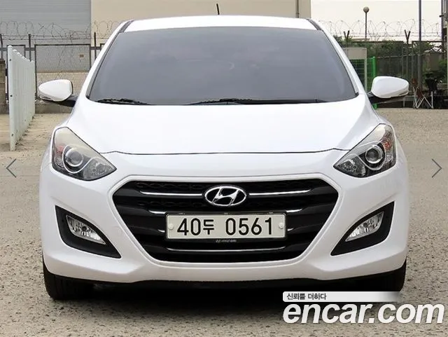 Hyundai i30 2015 thumb 3