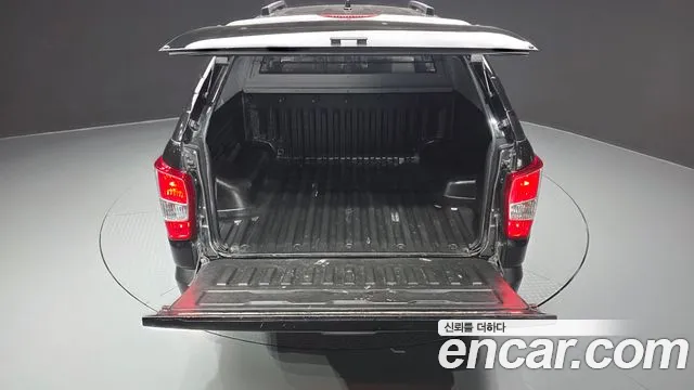 KGM Rexton 2019 thumb 6
