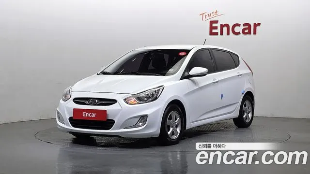 Hyundai Accent 2011 thumb 2