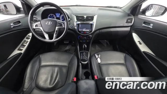 Hyundai Accent 2011 thumb 11