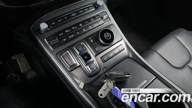 Hyundai Santa Fe 2023 thumb 7