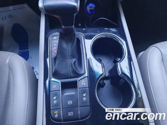 Kia Carnival 2019 thumb 12