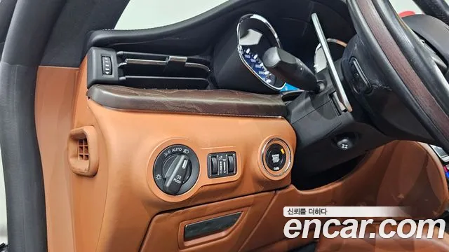 Maserati Quattroporte 2021 thumb 9