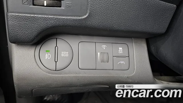 Hyundai Staria 2017 thumb 2