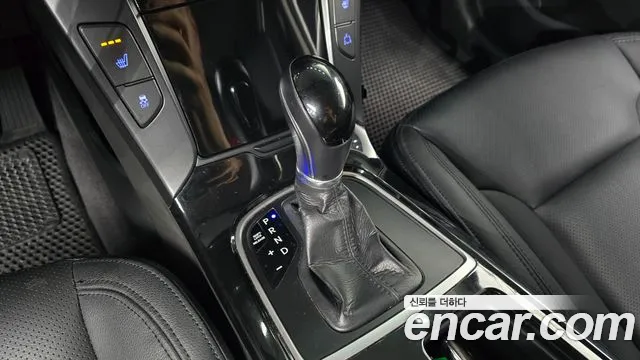 Hyundai i40 2012 thumb 11