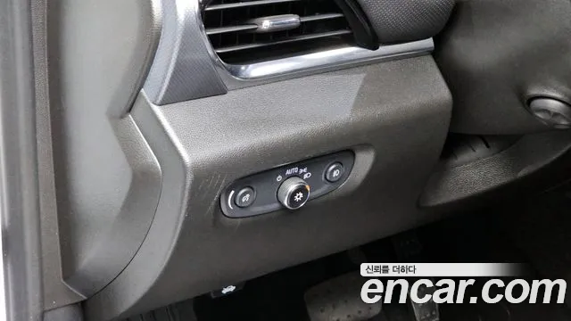 Chevrolet Traverse 2021 thumb 2