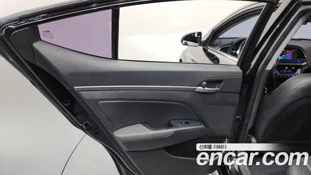 Hyundai AD 2015 thumb 3
