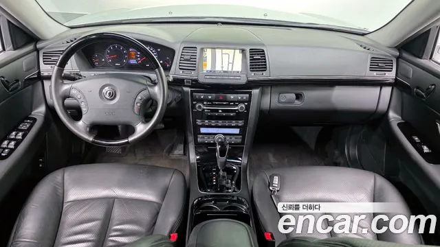 Kia Opirus 2010 thumb 11