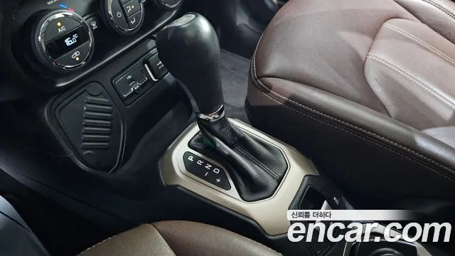 Jeep Renegade 2016 thumb 11